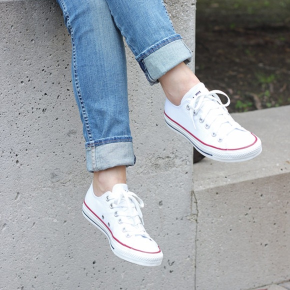 Converse Shoes - New Adult Converse White All Star Chuck Taylor